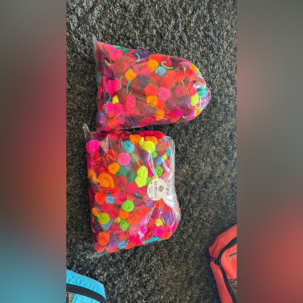 Bag of pop pop garland